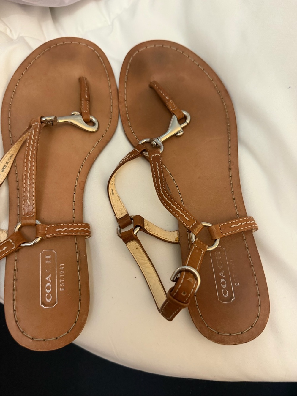 Brown leather Lobster claw Coach sandals / thong with silver hardware. Size 9 - Picture 7 of 7